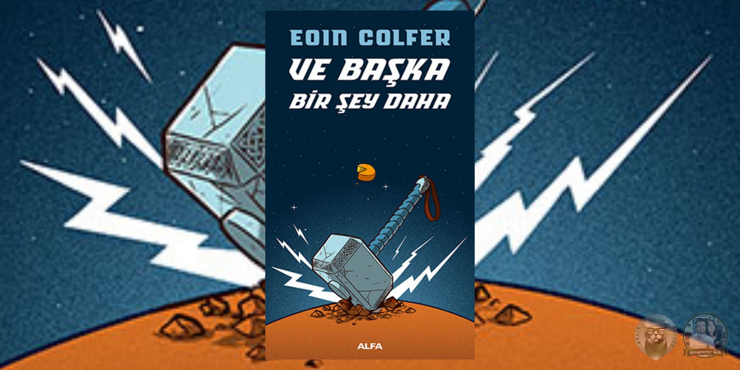 Otostopçunun Galaksi Rehberi Hayranlarına 13 Kitap Önerisi 4 – Ve Baska Bir Sey Daha scaled