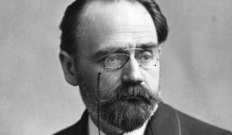 EMile Zola