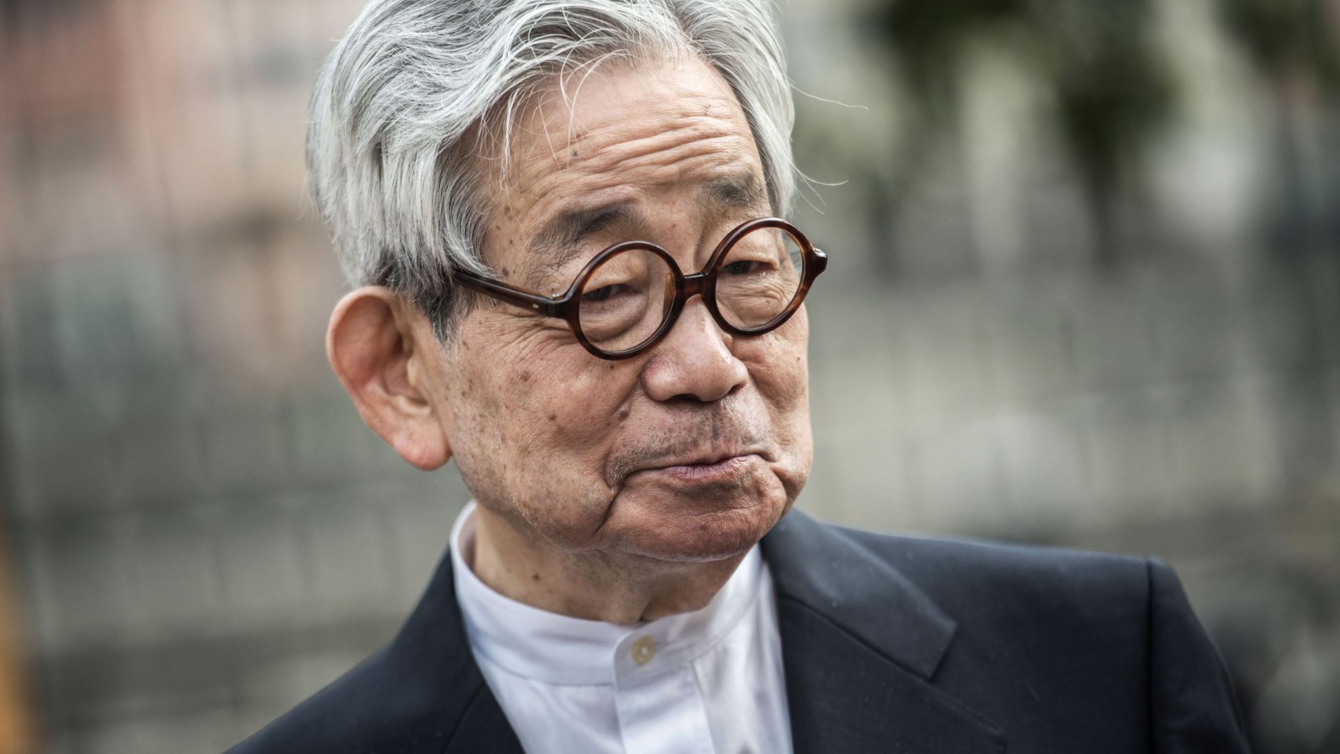 Kenzaburo Oe